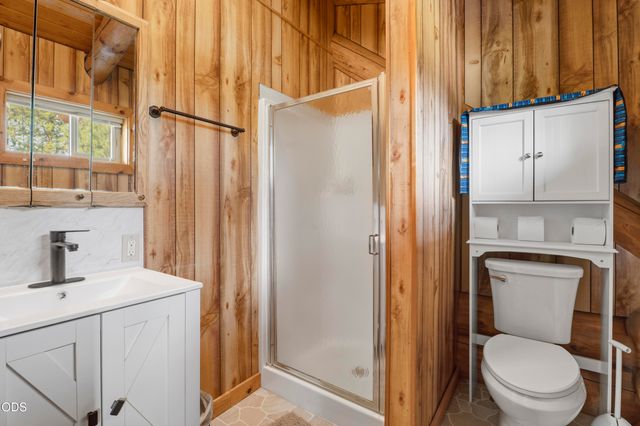 17299 White Oak Place, Bend, OR 97707