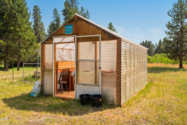 17299 White Oak Place, Bend, OR 97707