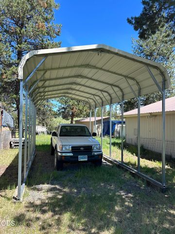 17299 White Oak Place, Bend, OR 97707