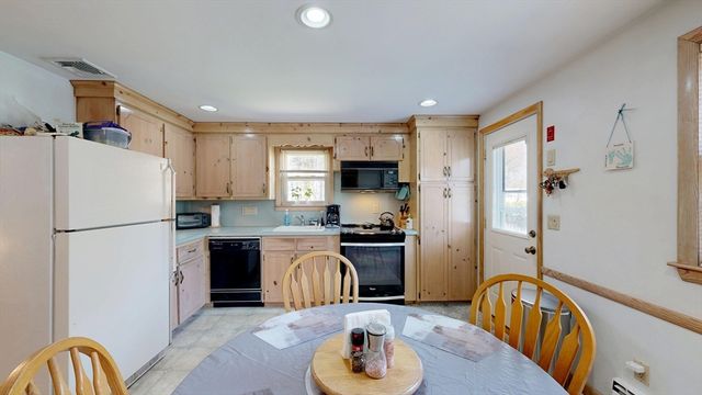 13 Concord Street, North Reading, MA 01864