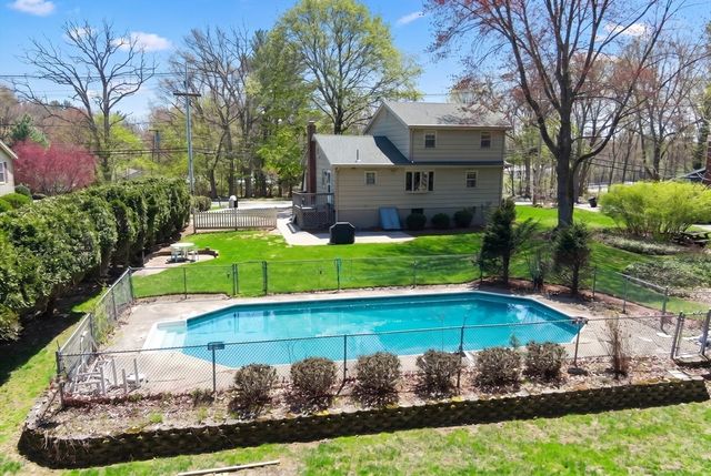 13 Concord Street, North Reading, MA 01864