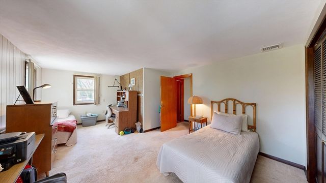 13 Concord Street, North Reading, MA 01864