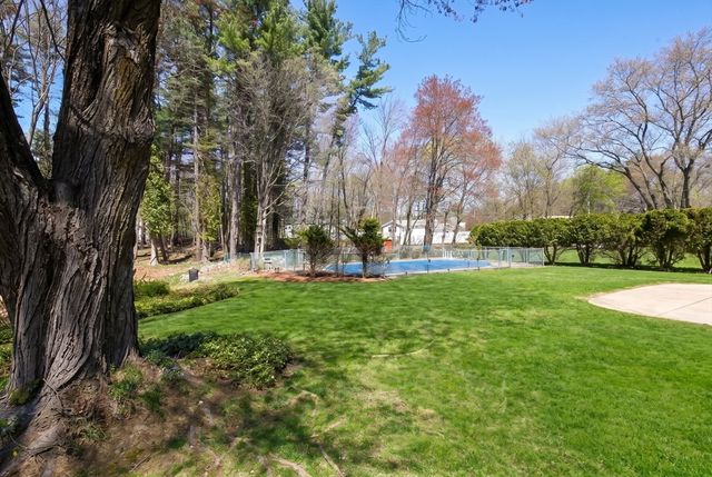 13 Concord Street, North Reading, MA 01864