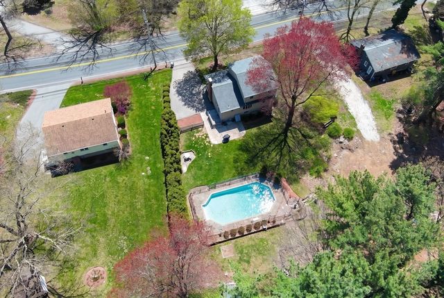 13 Concord Street, North Reading, MA 01864