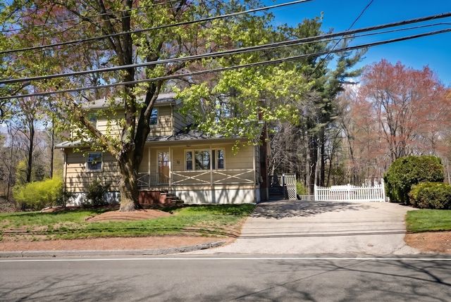13 Concord Street, North Reading, MA 01864