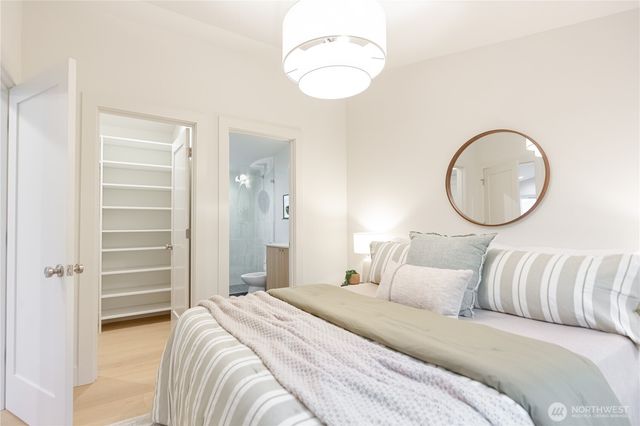 1528 25th Ave, Seattle, WA 98122