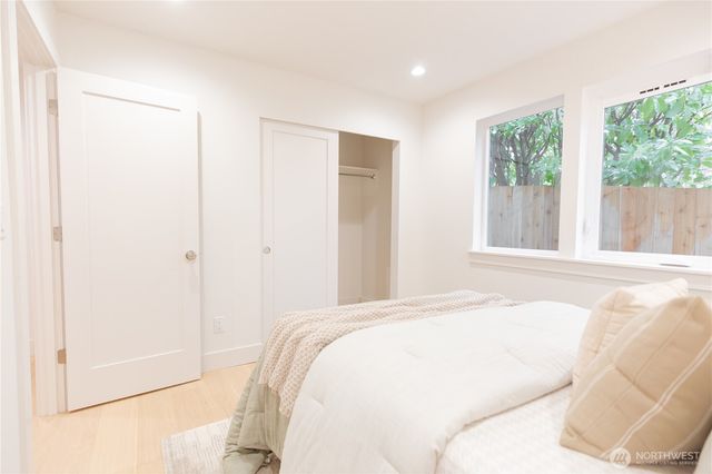 1528 25th Ave, Seattle, WA 98122