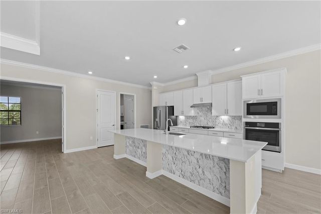 20529 Napa LOOP, Estero, FL 33928
