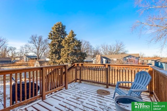 9418 Taylor Street, Omaha, NE 68134