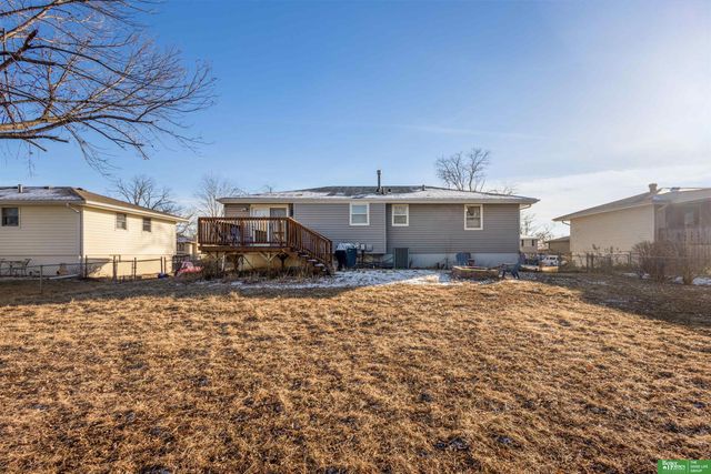 9418 Taylor Street, Omaha, NE 68134