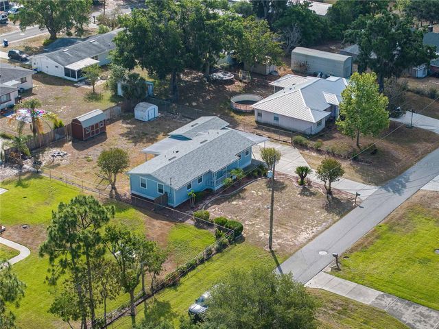 729 E LAKE AVENUE, Eagle Lake, FL 33839