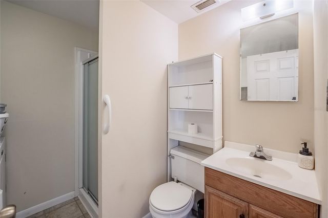 729 E LAKE AVENUE, Eagle Lake, FL 33839