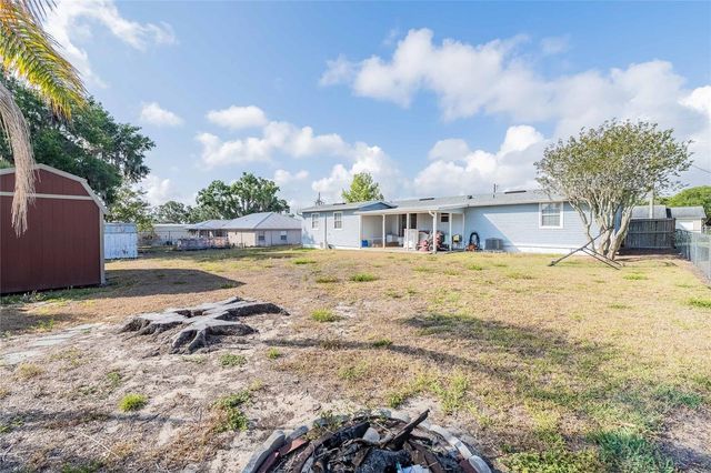 729 E LAKE AVENUE, Eagle Lake, FL 33839