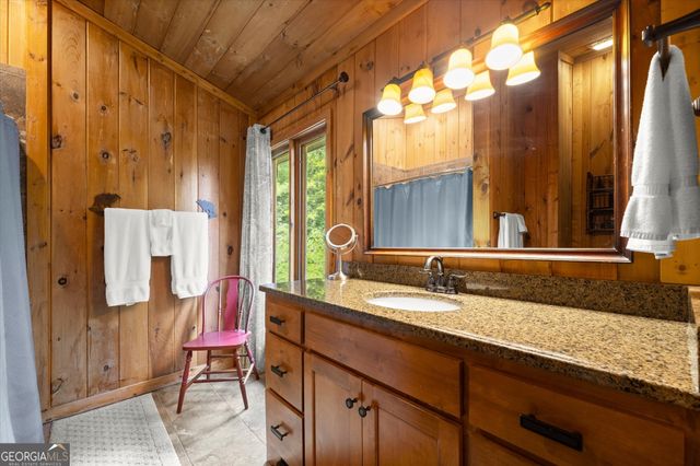 2791 Seed Lake Road, Lakemont, GA 30552