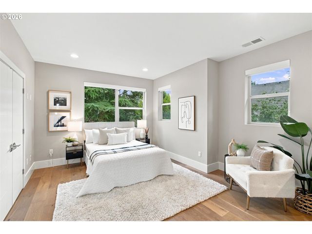 1201 ROSEMONT Rd, West Linn, OR 97068