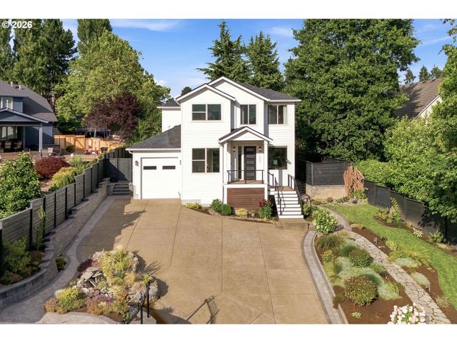 1201 ROSEMONT Rd, West Linn, OR 97068