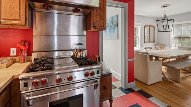 4 Highland Avenue, Stowe, VT 05672