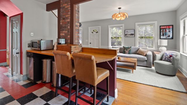 4 Highland Avenue, Stowe, VT 05672