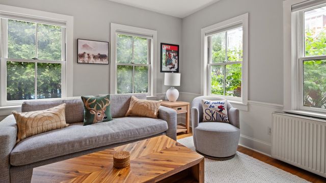 4 Highland Avenue, Stowe, VT 05672