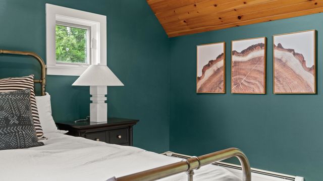 4 Highland Avenue, Stowe, VT 05672