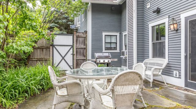 4 Highland Avenue, Stowe, VT 05672