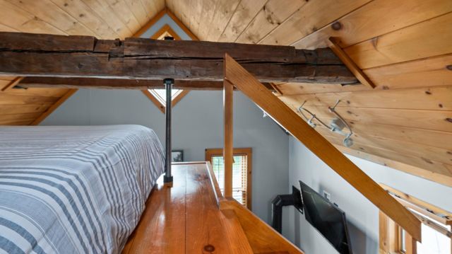 4 Highland Avenue, Stowe, VT 05672