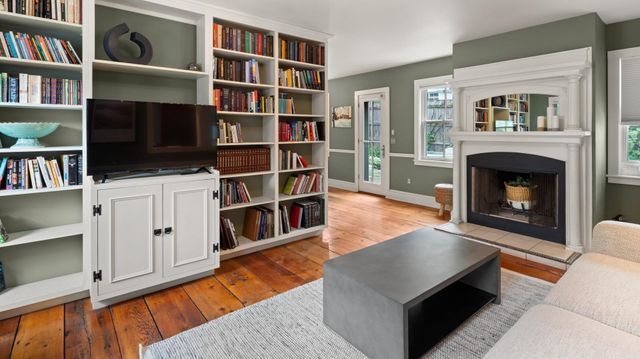 4 Highland Avenue, Stowe, VT 05672