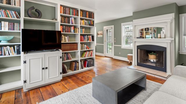 4 Highland Avenue, Stowe, VT 05672