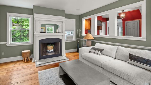 4 Highland Avenue, Stowe, VT 05672