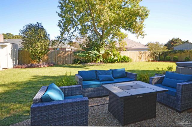 3430 Connell Dr, Pensacola, FL 32503