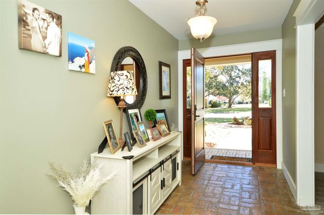 3430 Connell Dr, Pensacola, FL 32503