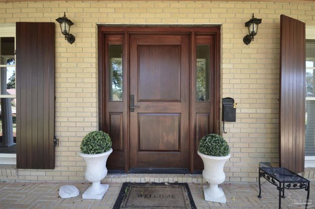 3430 Connell Dr, Pensacola, FL 32503