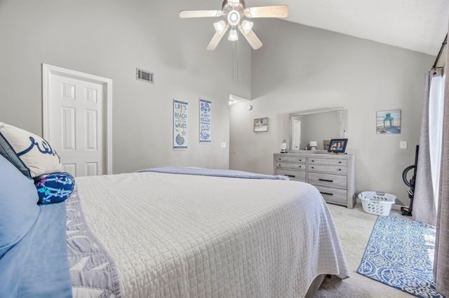 416 Cambridge Cir Apt H5, Murrells Inlet, SC 29576