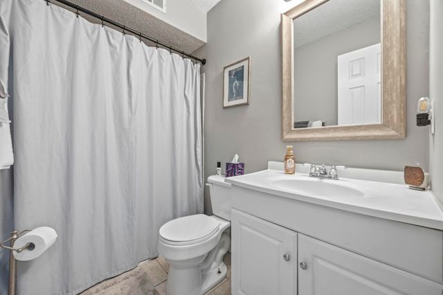 416 Cambridge Cir Apt H5, Murrells Inlet, SC 29576