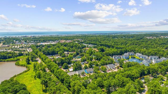 416 Cambridge Cir Apt H5, Murrells Inlet, SC 29576
