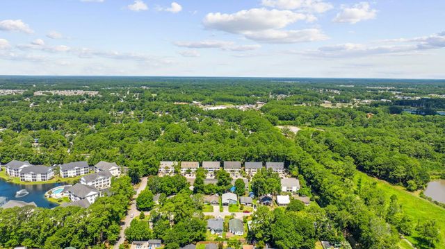 416 Cambridge Cir Apt H5, Murrells Inlet, SC 29576