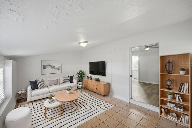 7102 DELLWOOD DRIVE, Tampa, FL 33619