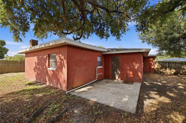 7102 DELLWOOD DRIVE, Tampa, FL 33619