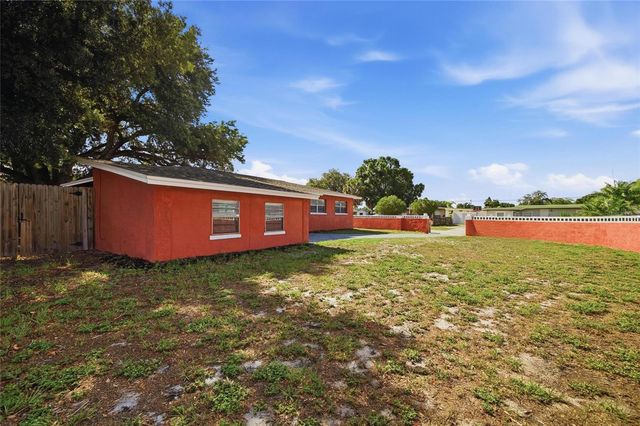 7102 DELLWOOD DRIVE, Tampa, FL 33619