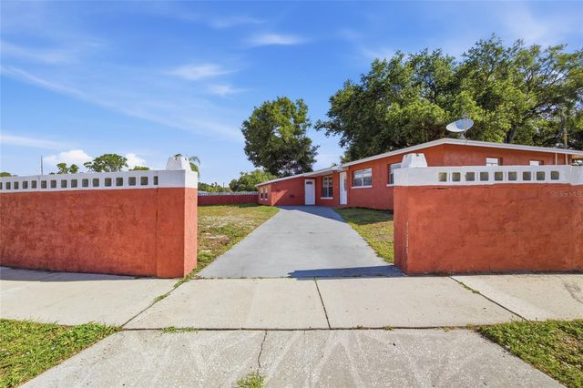 7102 DELLWOOD DRIVE, Tampa, FL 33619