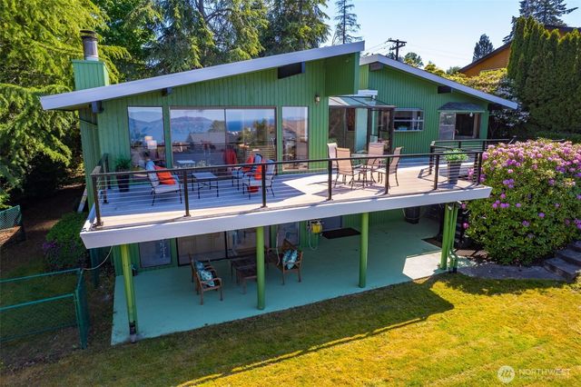 714 SW 296th Street, Federal Way, WA 98023