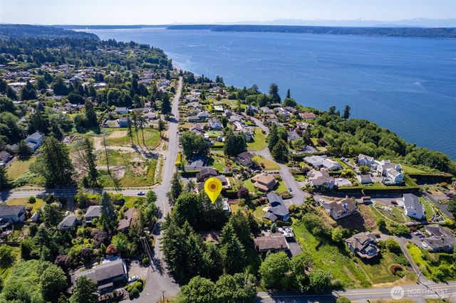 714 SW 296th Street, Federal Way, WA 98023