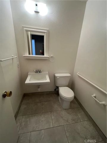 150 E Lakeshore, Lake Elsinore, CA 92530