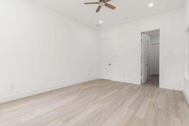 3330 Francis Street, Houston, TX 77004