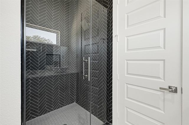 3330 Francis Street, Houston, TX 77004