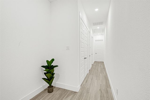 3330 Francis Street, Houston, TX 77004