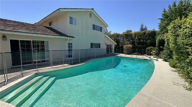 10840 Sylvia Avenue, Porter Ranch, CA 91326