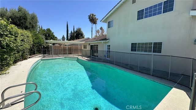 10840 Sylvia Avenue, Porter Ranch, CA 91326
