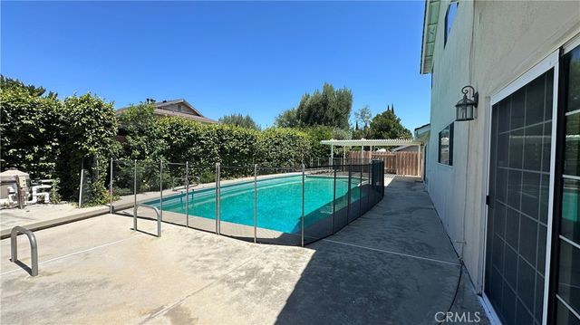 10840 Sylvia Avenue, Porter Ranch, CA 91326