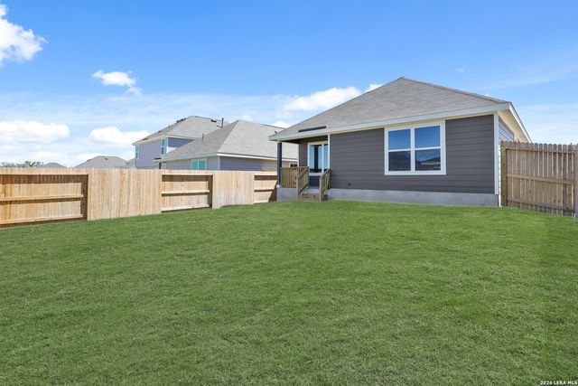 8535 Catnip Pass, Elmendorf, TX 78112